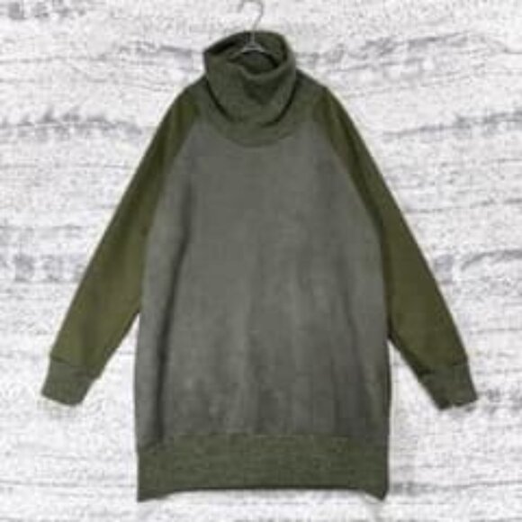 Voielactee Turtleneck Fleece-Lined Suede-Touch Color Block Sweatshirt Tunic - Picture 1 of 5